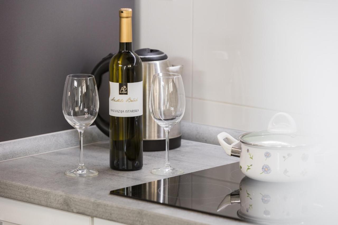 Apartment Sea Pearl Porec Ngoại thất bức ảnh