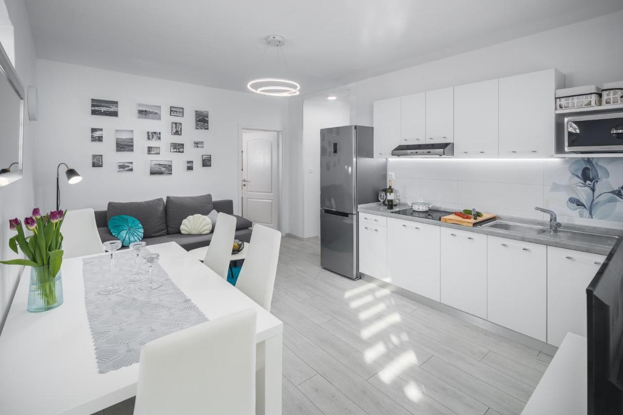 Apartment Sea Pearl Porec Ngoại thất bức ảnh