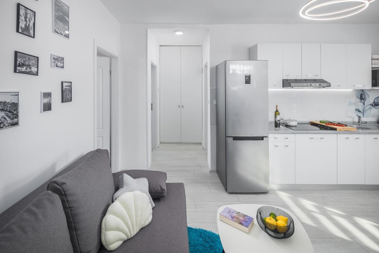Apartment Sea Pearl Porec Ngoại thất bức ảnh