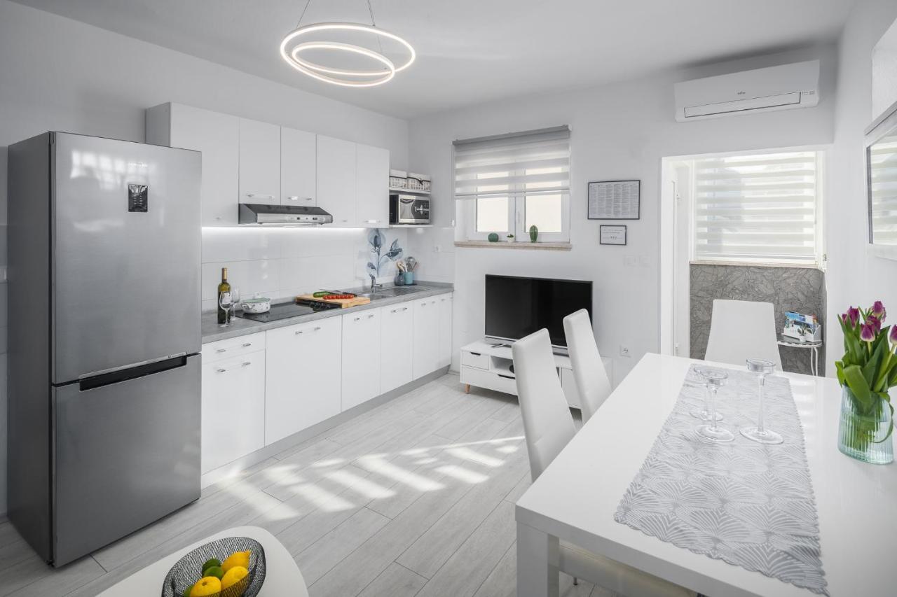 Apartment Sea Pearl Porec Ngoại thất bức ảnh