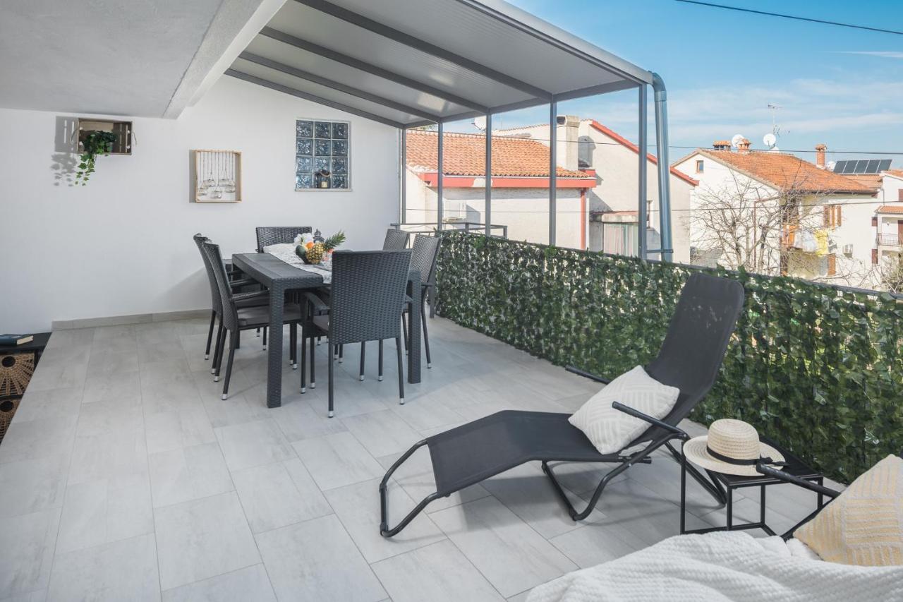 Apartment Sea Pearl Porec Ngoại thất bức ảnh